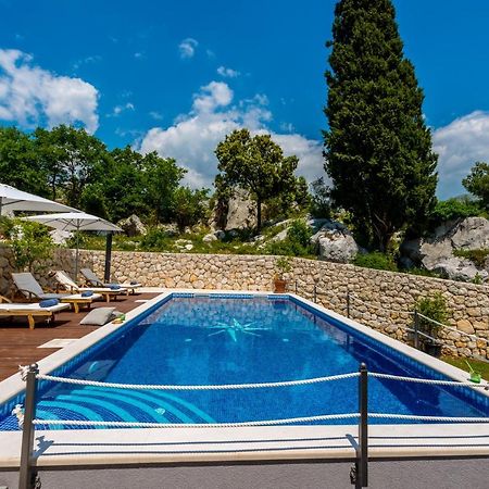 Villa Ane Celopeci Bagian luar foto
