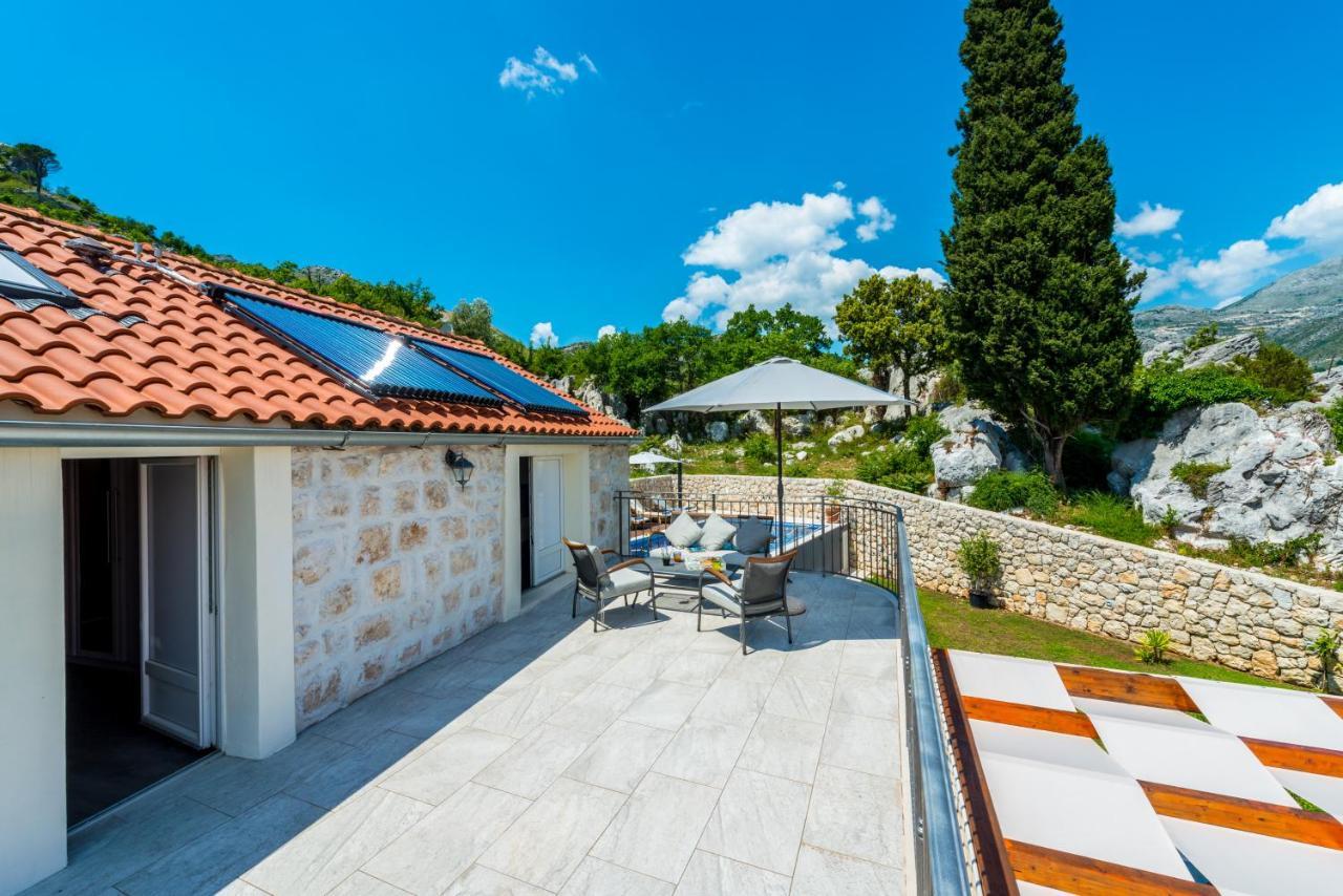 Villa Ane Celopeci Bagian luar foto